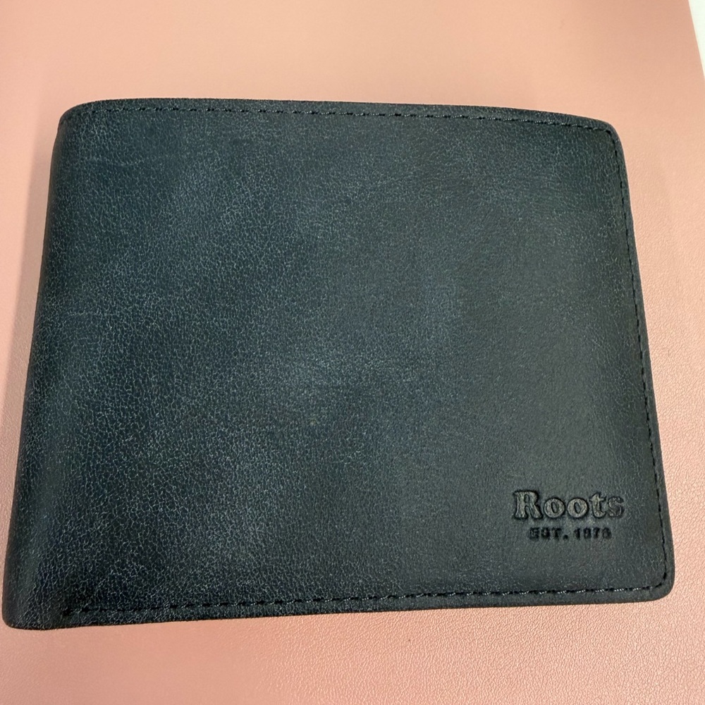 Canada Roots Dark Leather Wallet